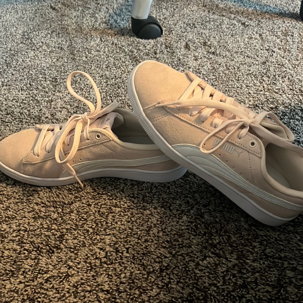 Puma soft foam light pink sneakers
